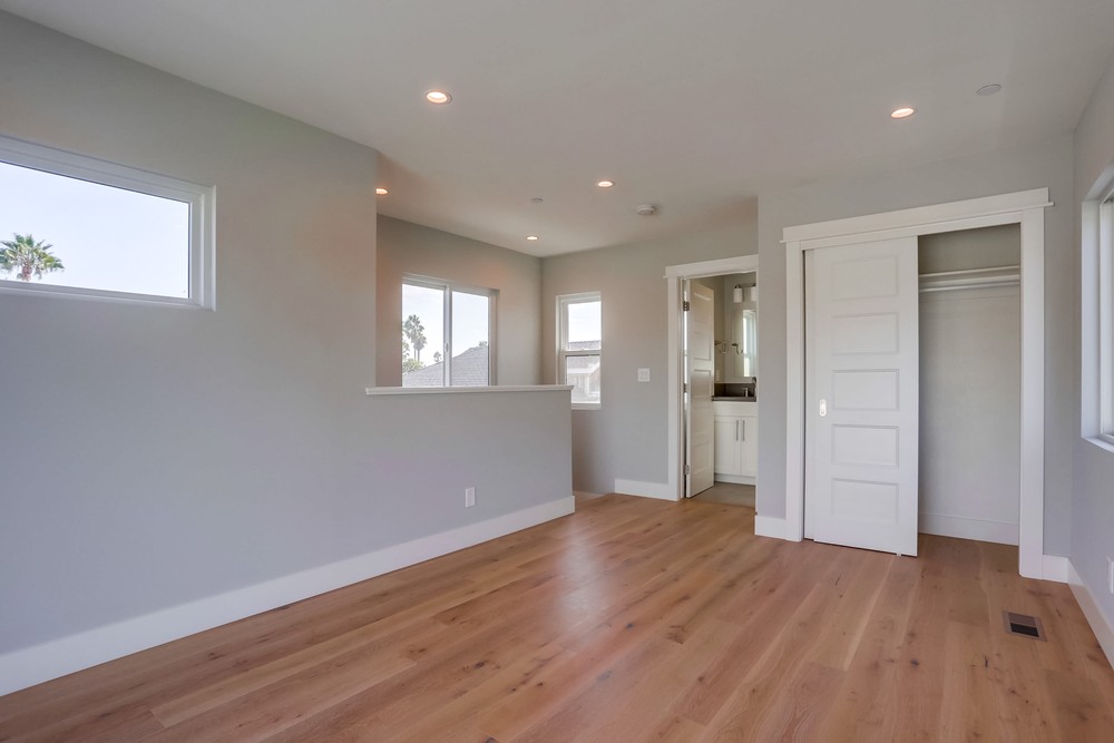 Virtual tour photo 22 of 32 for 851 Wilbur Ave