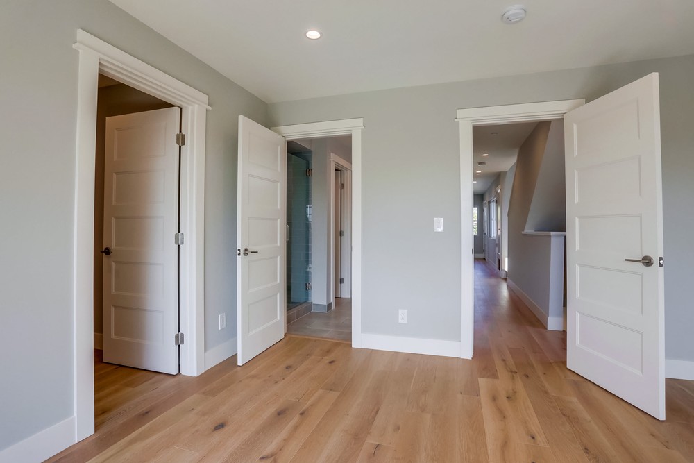 Virtual tour photo 23 of 32 for 851 Wilbur Ave