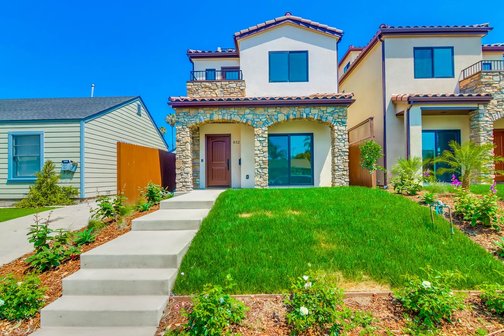 Virtual tour photo 3 of 65 for 852 Beryl St