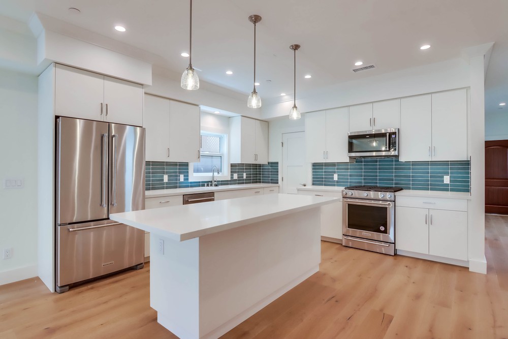 Virtual tour photo 13 of 65 for 852 Beryl St
