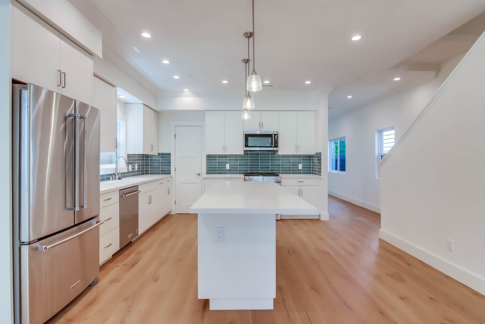 Virtual tour photo 14 of 65 for 852 Beryl St
