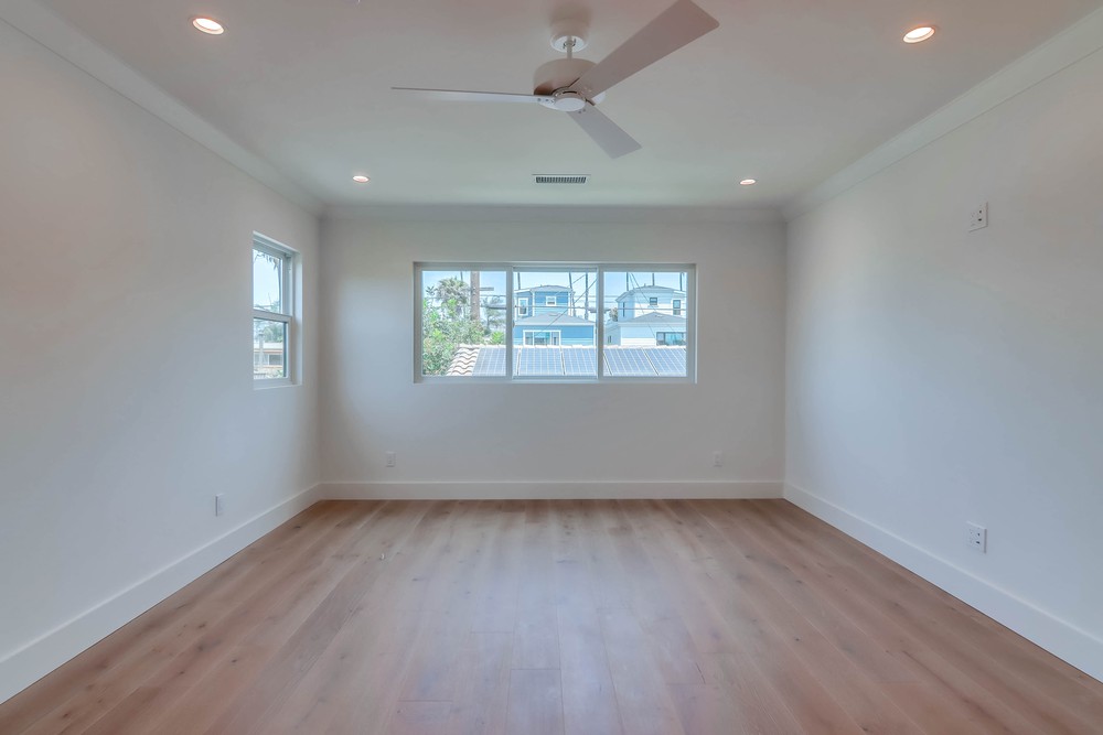 Virtual tour photo 29 of 65 for 852 Beryl St