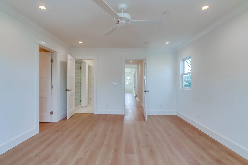 Virtual tour photo 32 of 65 for 852 Beryl St