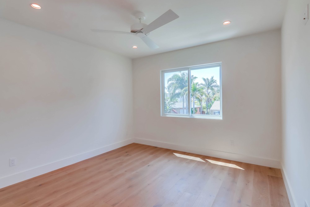 Virtual tour photo 42 of 65 for 852 Beryl St