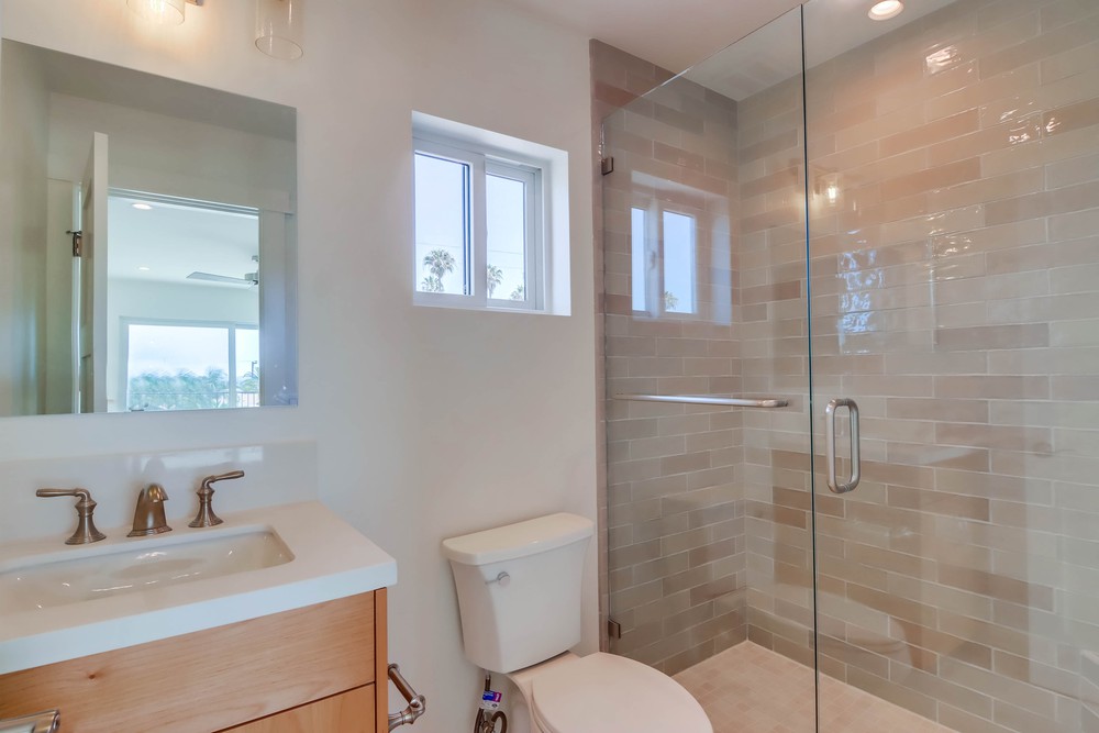 Virtual tour photo 53 of 65 for 852 Beryl St