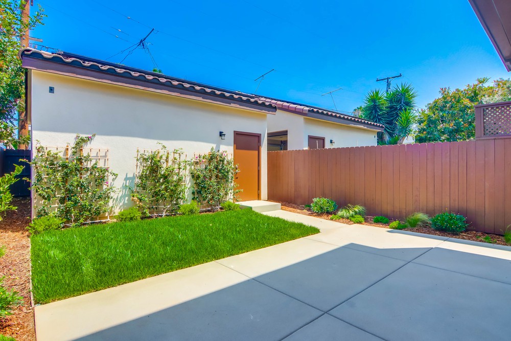 Virtual tour photo 63 of 65 for 852 Beryl St