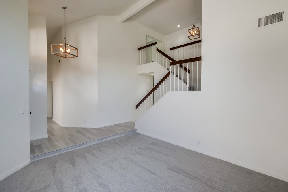 Virtual tour photo 8 of 46 for 8528 Park Run Rd