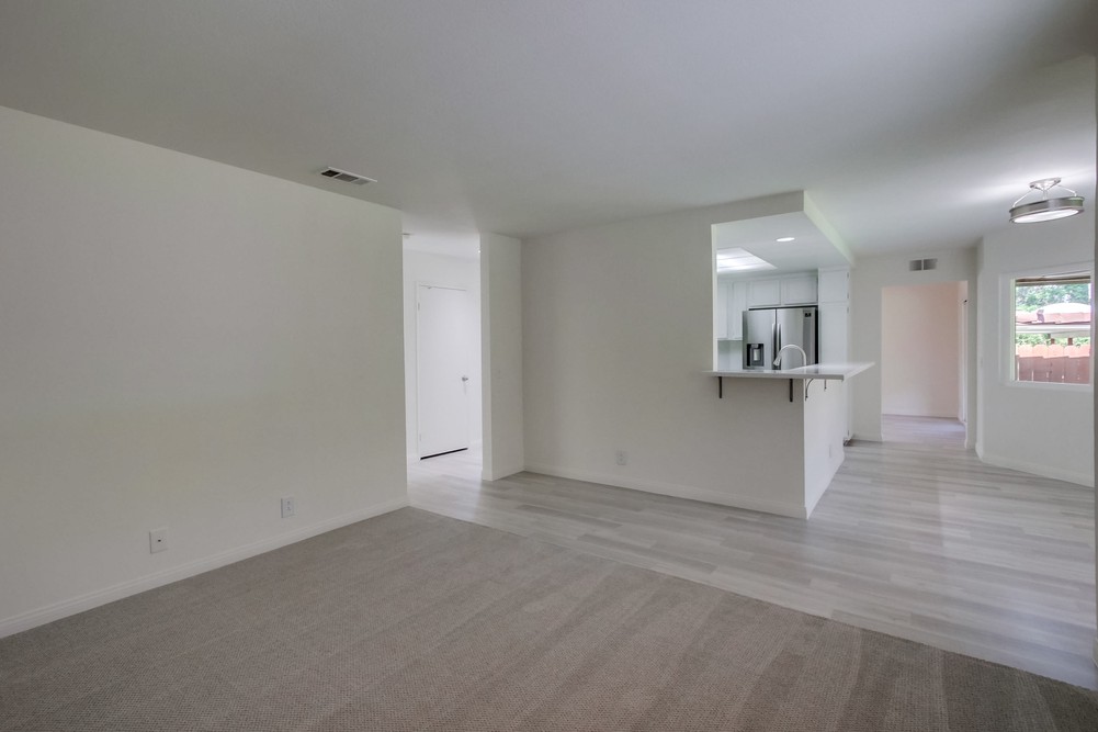 Virtual tour photo 17 of 46 for 8528 Park Run Rd