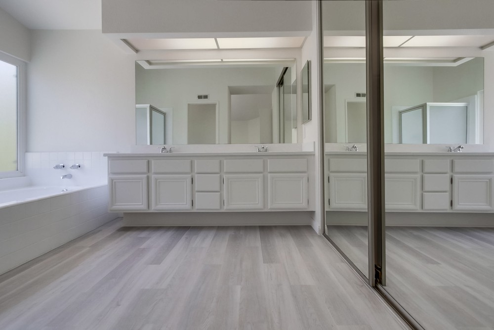 Virtual tour photo 24 of 46 for 8528 Park Run Rd