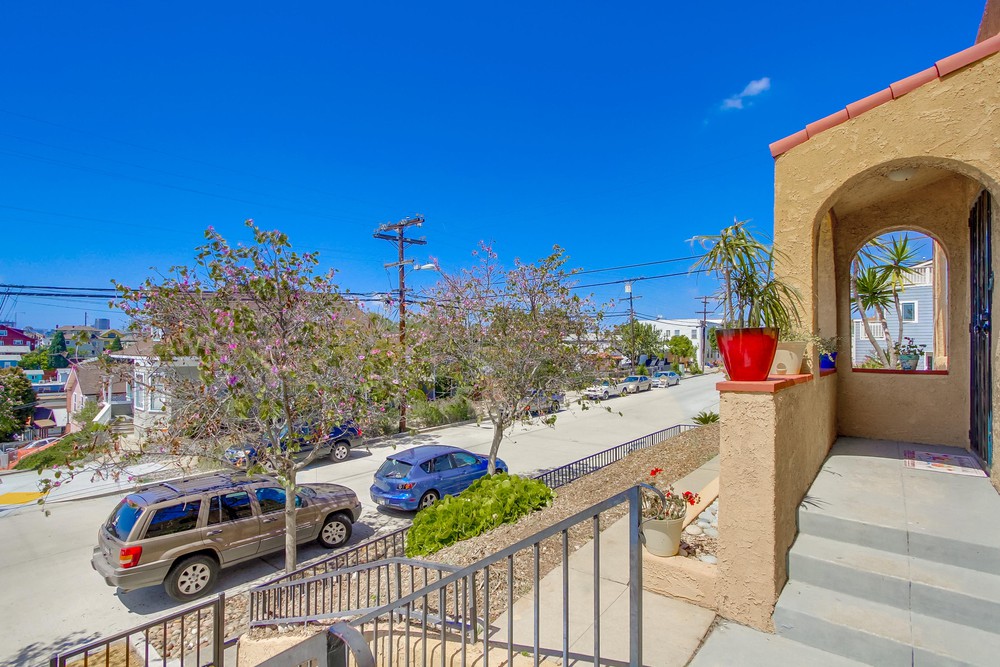 Virtual tour photo 7 of 83 for 853 27th St