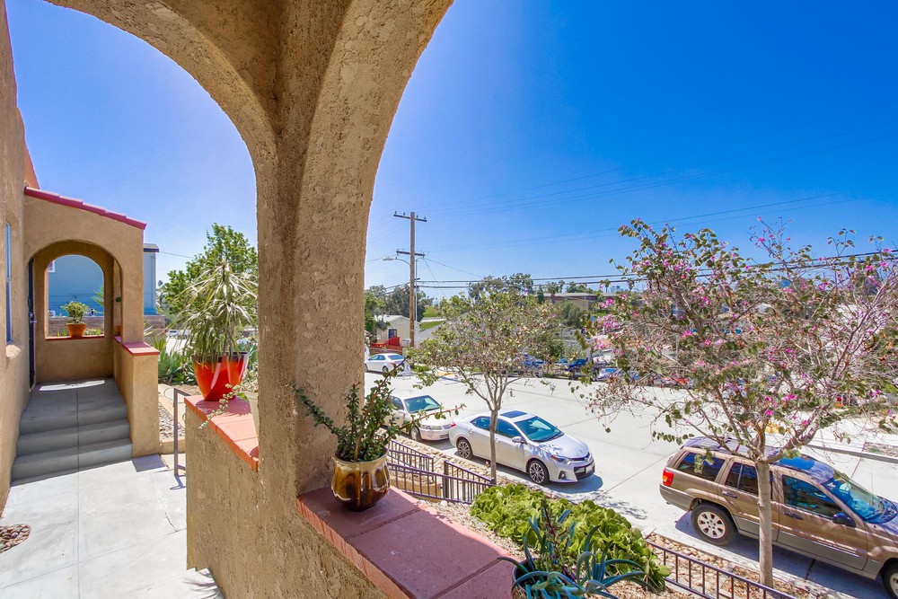 Virtual tour photo 9 of 83 for 853 27th St