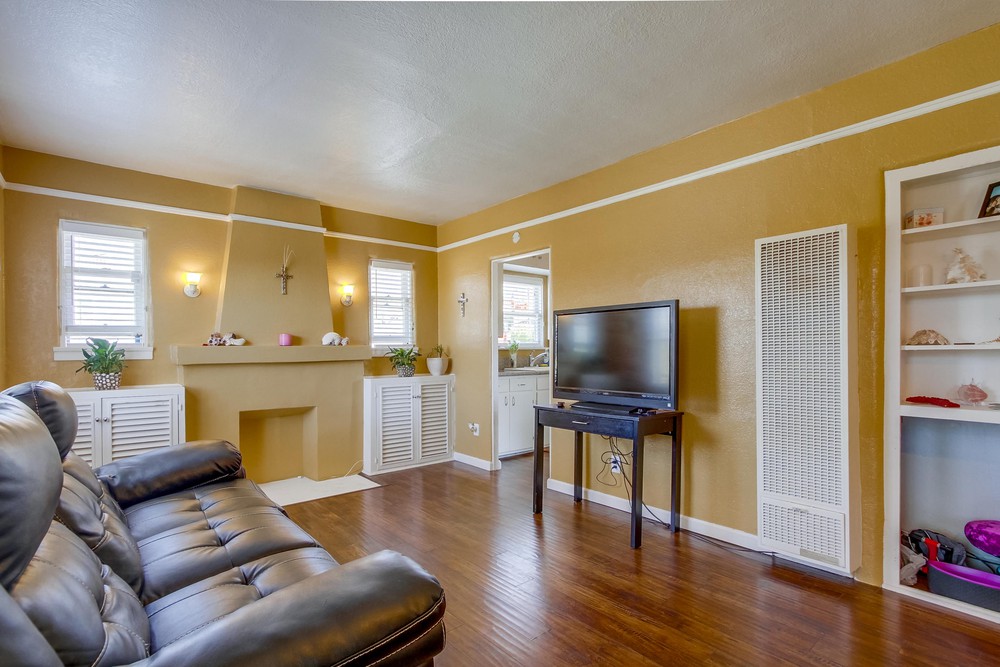 Virtual tour photo 11 of 83 for 853 27th St