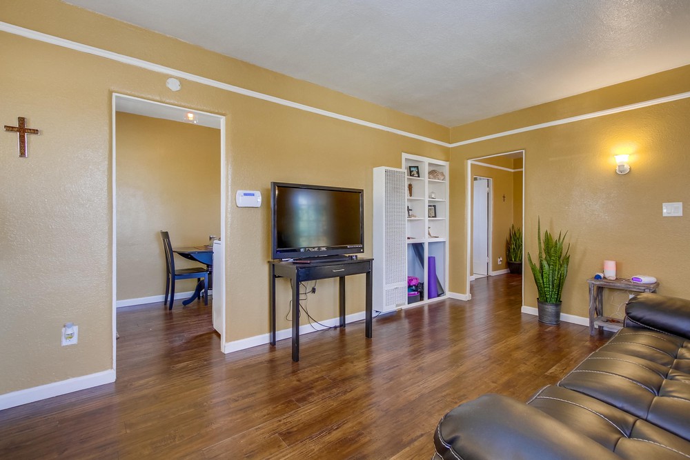 Virtual tour photo 14 of 83 for 853 27th St