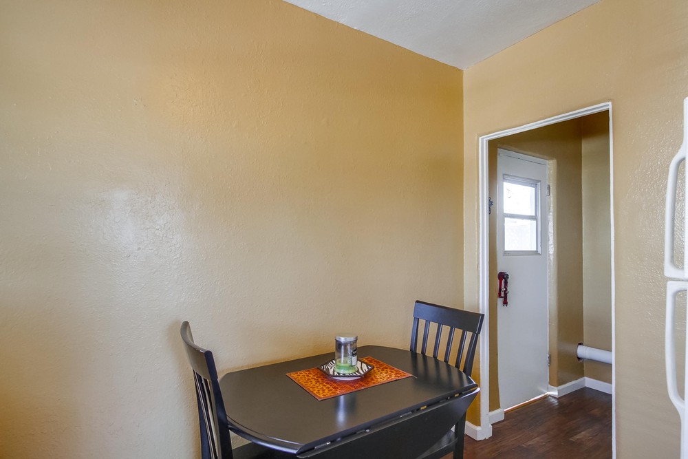 Virtual tour photo 15 of 83 for 853 27th St