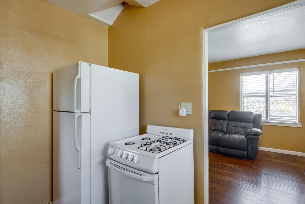 Virtual tour photo 21 of 83 for 853 27th St