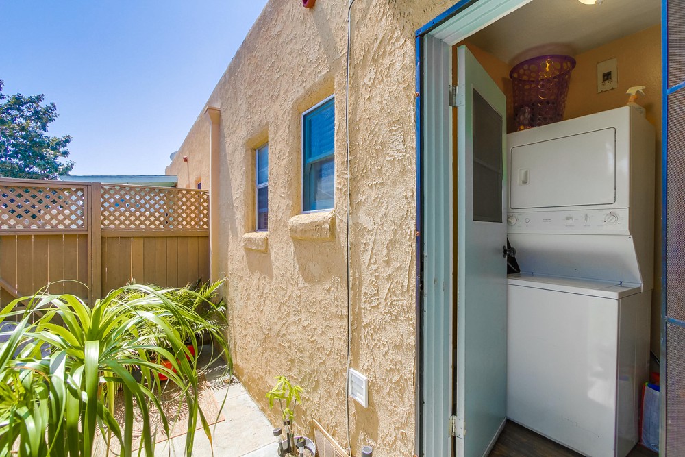 Virtual tour photo 32 of 83 for 853 27th St