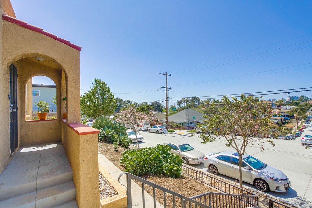 Virtual tour photo 40 of 83 for 853 27th St