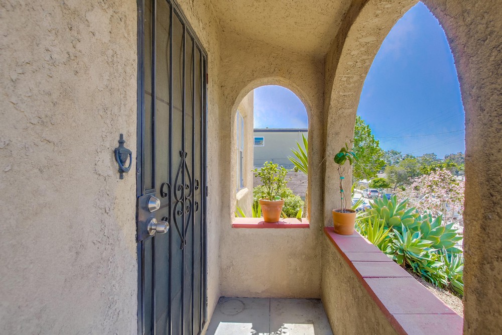 Virtual tour photo 41 of 83 for 853 27th St