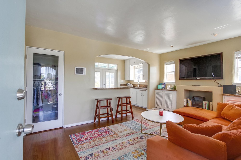 Virtual tour photo 43 of 83 for 853 27th St
