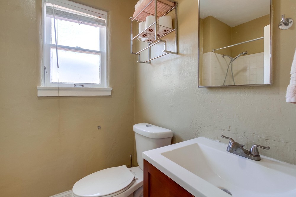Virtual tour photo 67 of 83 for 853 27th St