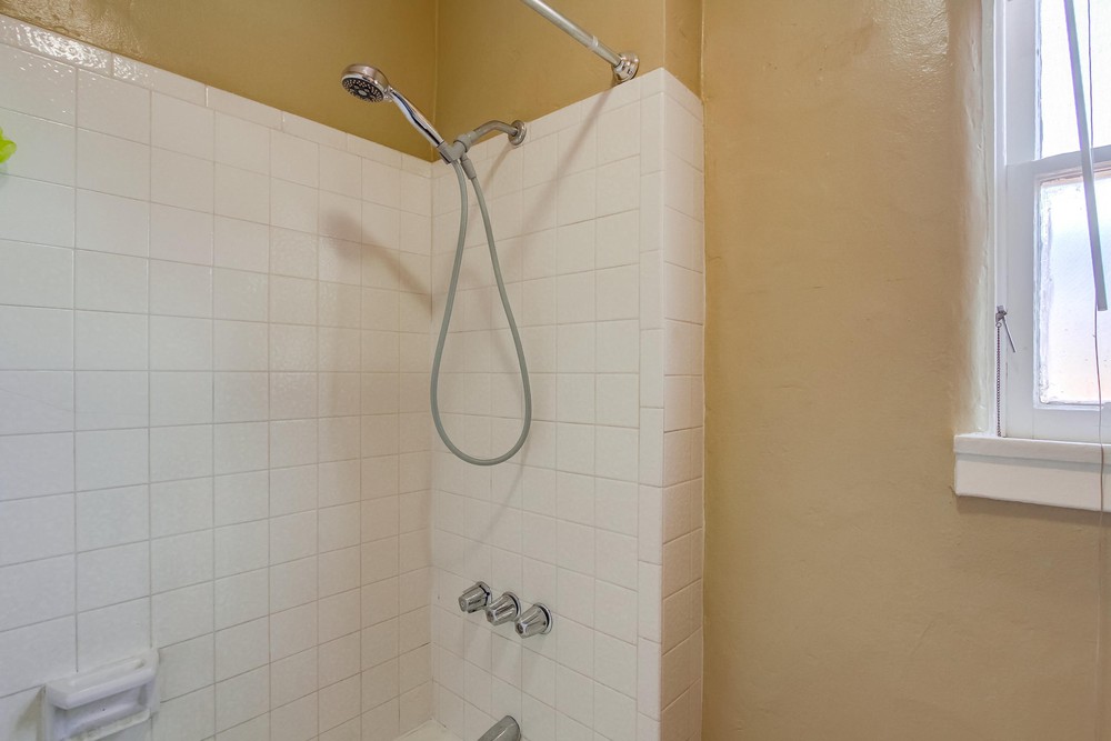 Virtual tour photo 68 of 83 for 853 27th St