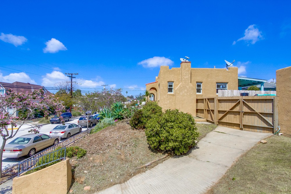Virtual tour photo 82 of 83 for 853 27th St