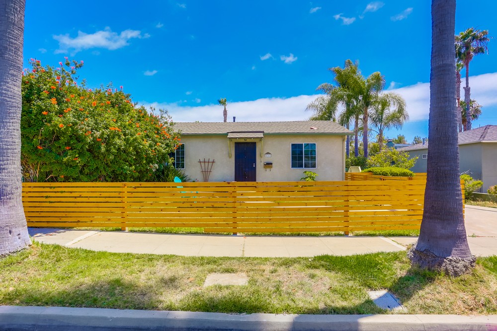 Virtual tour photo 1 of 29 for 853 Opal St