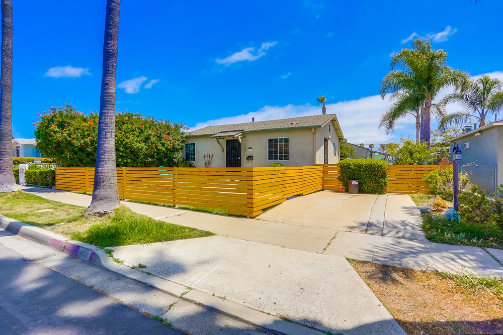 Virtual tour photo 3 of 29 for 853 Opal St