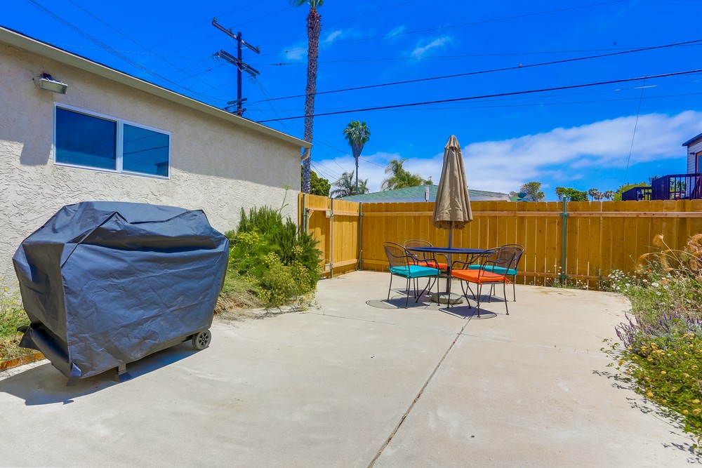 Virtual tour photo 25 of 29 for 853 Opal St