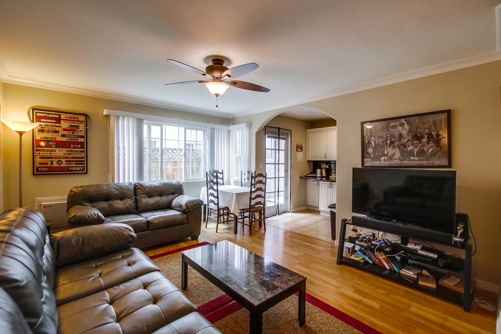 Virtual tour photo 10 of 32 for 853 Thomas Ave #1