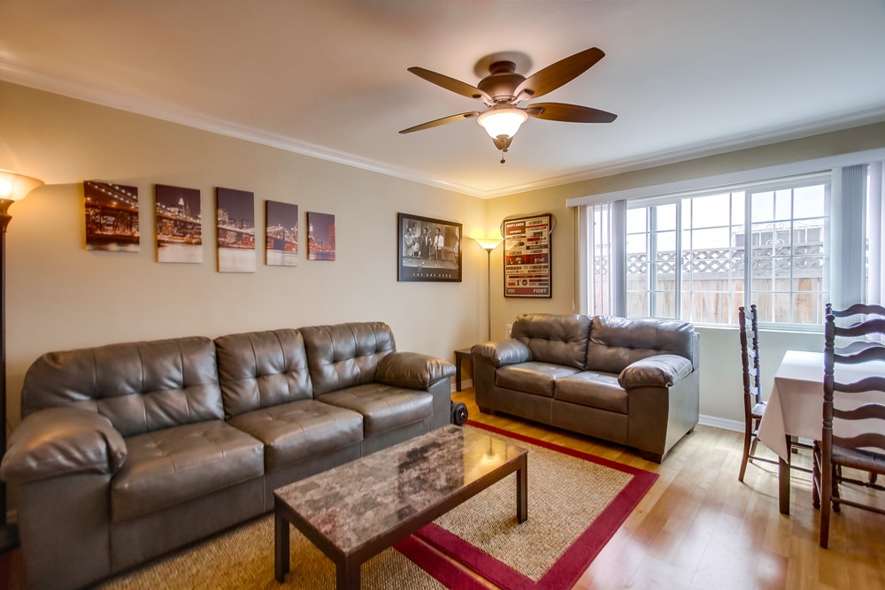 Virtual tour photo 11 of 32 for 853 Thomas Ave #1