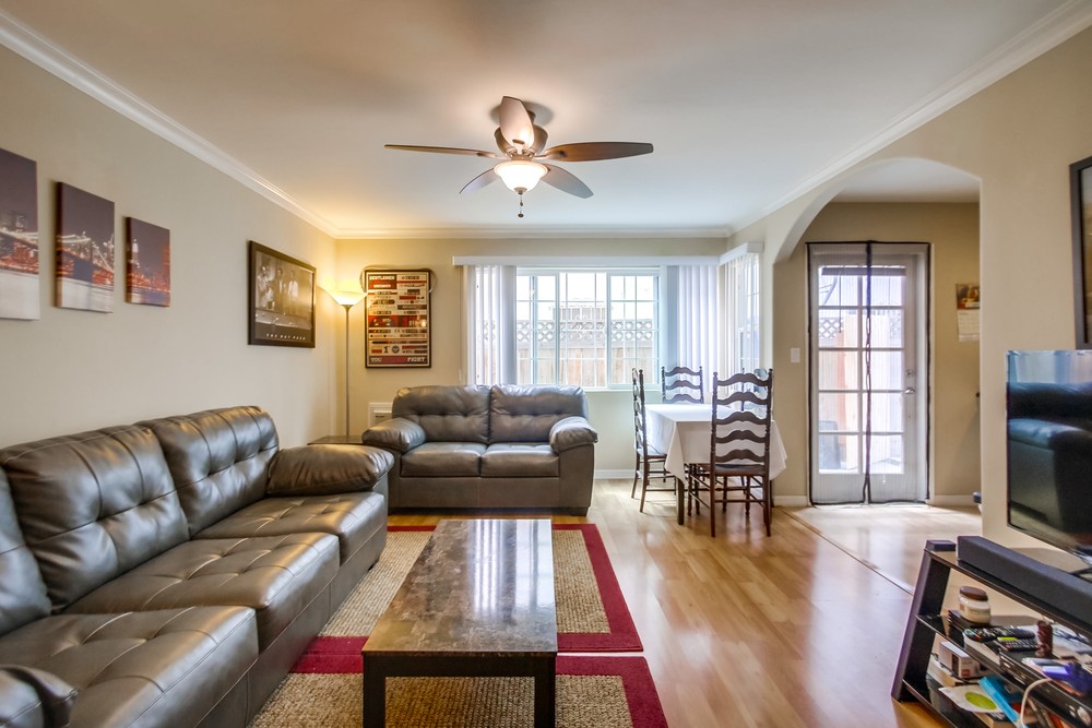 Virtual tour photo 12 of 32 for 853 Thomas Ave #1