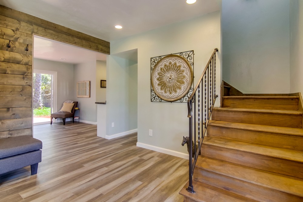 Virtual tour photo 4 of 47 for 8533 Hudson Dr