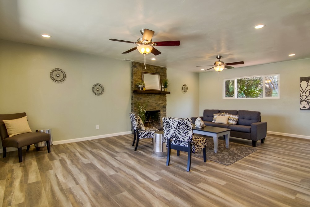 Virtual tour photo 6 of 47 for 8533 Hudson Dr