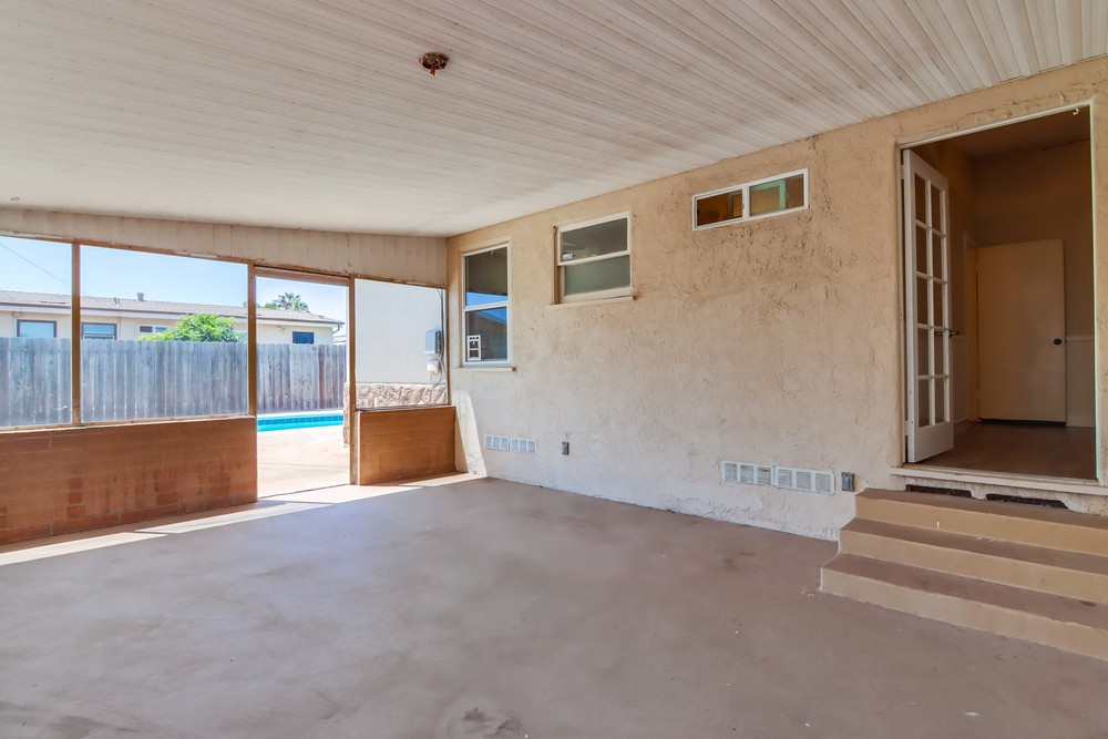 Virtual tour photo 33 of 41 for 854 Harwood St