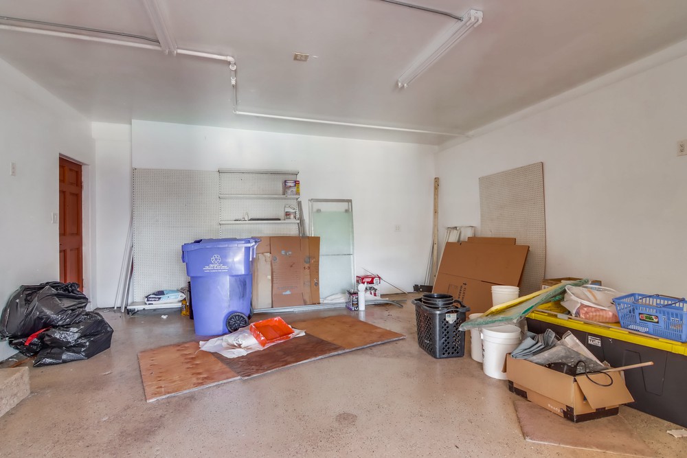 Virtual tour photo 35 of 41 for 854 Harwood St
