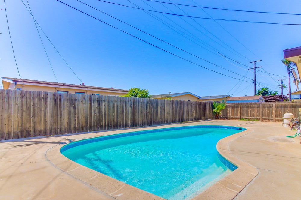 Virtual tour photo 38 of 41 for 854 Harwood St