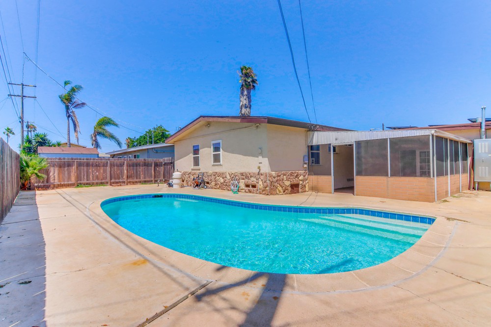 Virtual tour photo 39 of 41 for 854 Harwood St