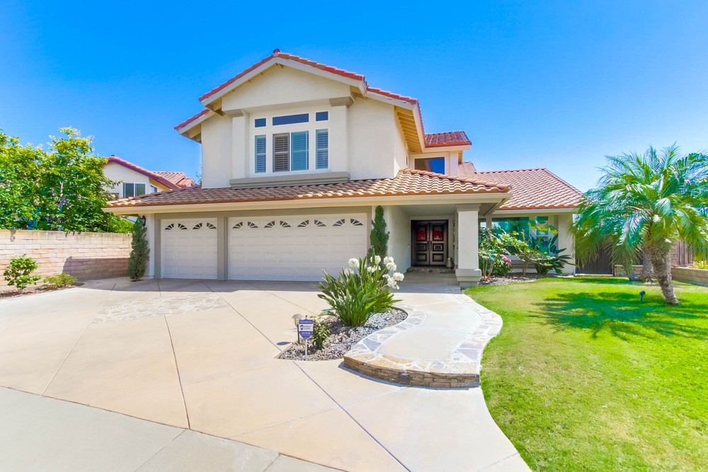 Virtual tour photo 5 of 61 for 8541 Clatsop Ln