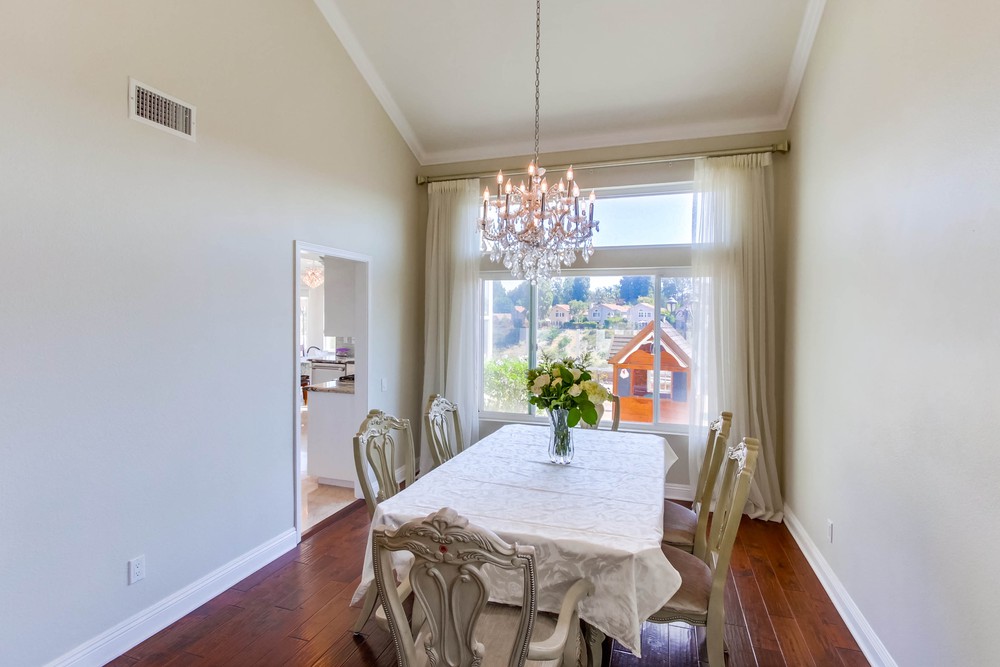 Virtual tour photo 11 of 61 for 8541 Clatsop Ln