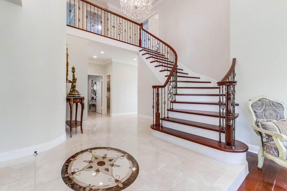Virtual tour photo 22 of 61 for 8541 Clatsop Ln