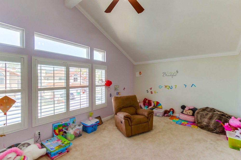 Virtual tour photo 43 of 61 for 8541 Clatsop Ln
