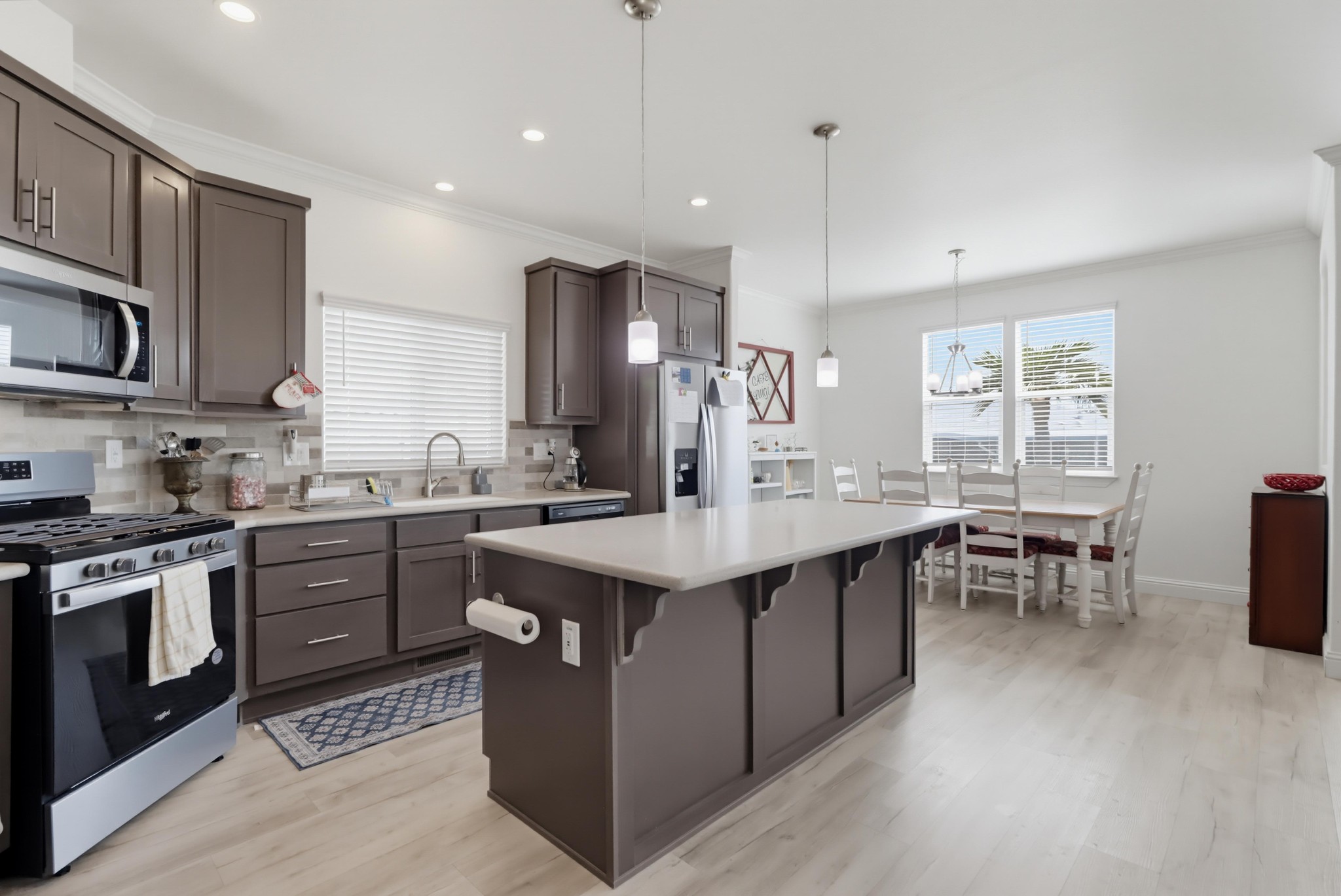 Virtual tour photo 7 of 39 for 8545 Mission Gorge Rd