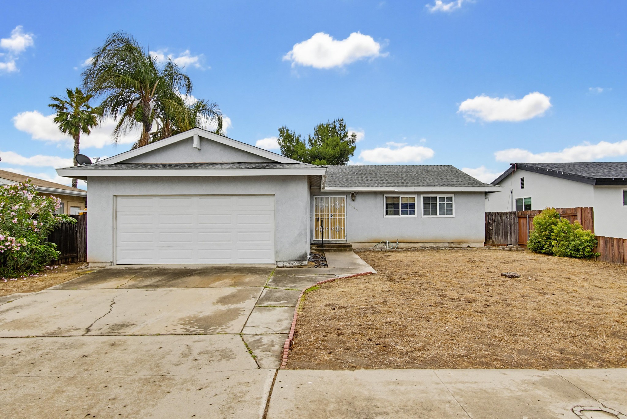 Virtual tour photo 3 of 38 for 8549 De Vos Dr