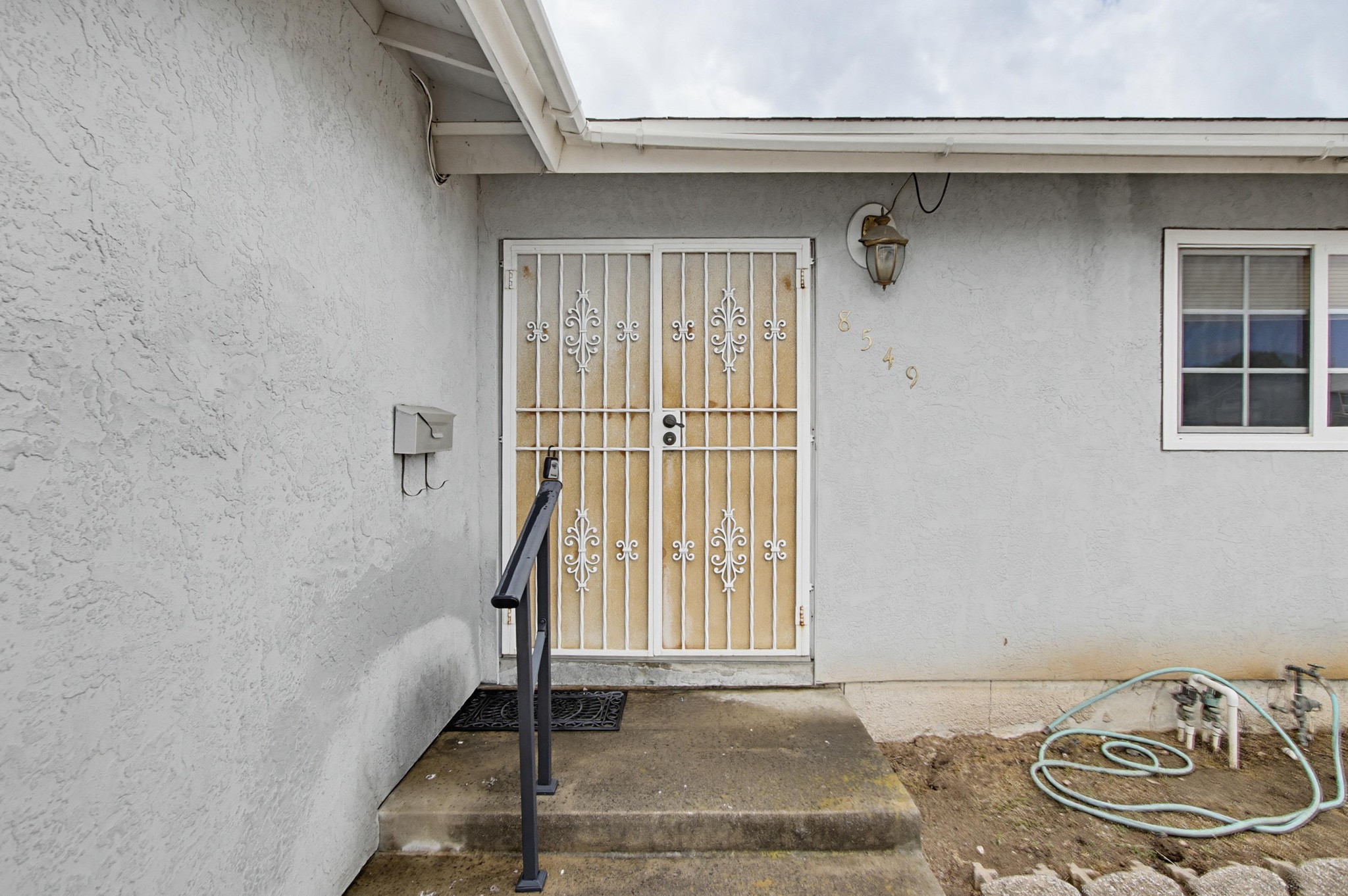 Virtual tour photo 6 of 38 for 8549 De Vos Dr