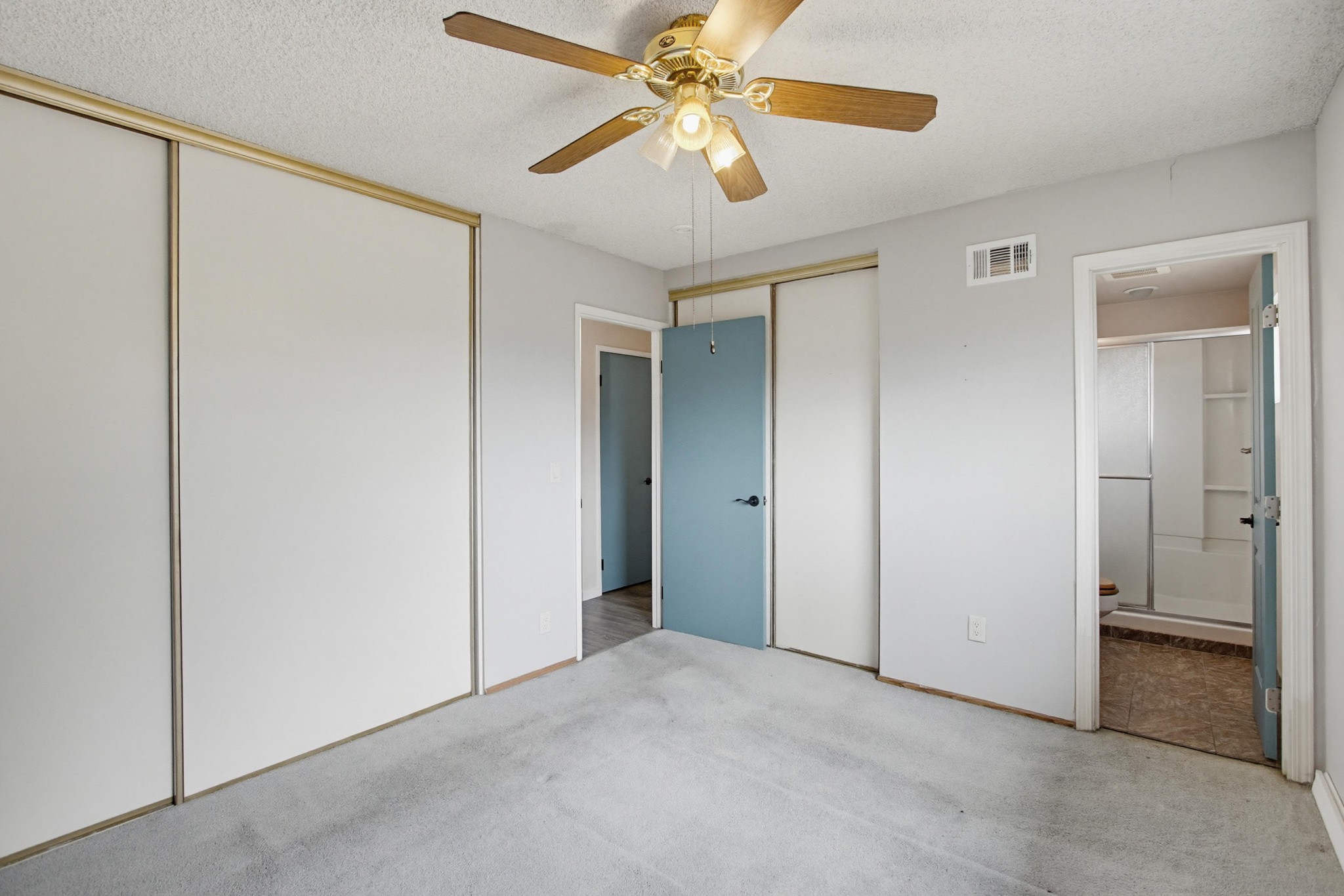 Virtual tour photo 24 of 38 for 8549 De Vos Dr