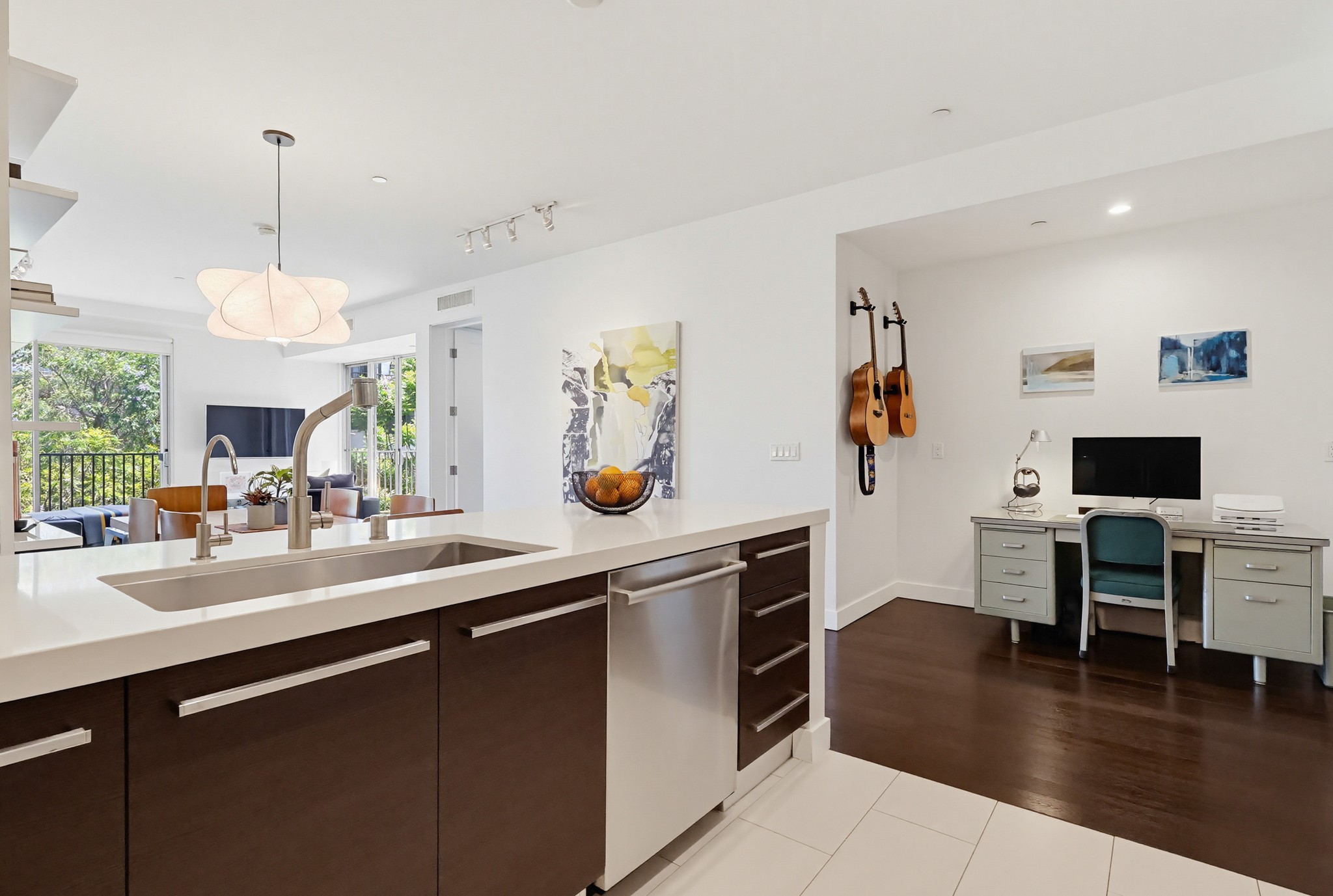 Virtual tour photo 21 of 54 for 855 Croft Ave #302
