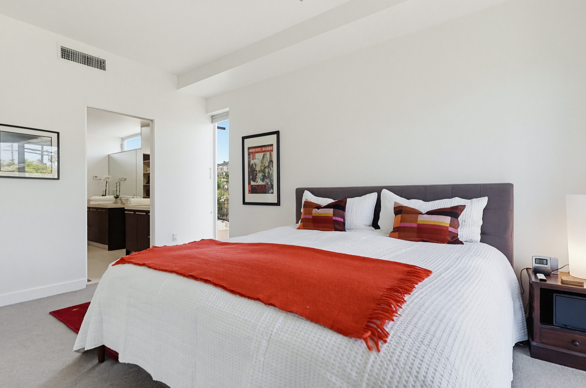 Virtual tour photo 28 of 54 for 855 Croft Ave #302