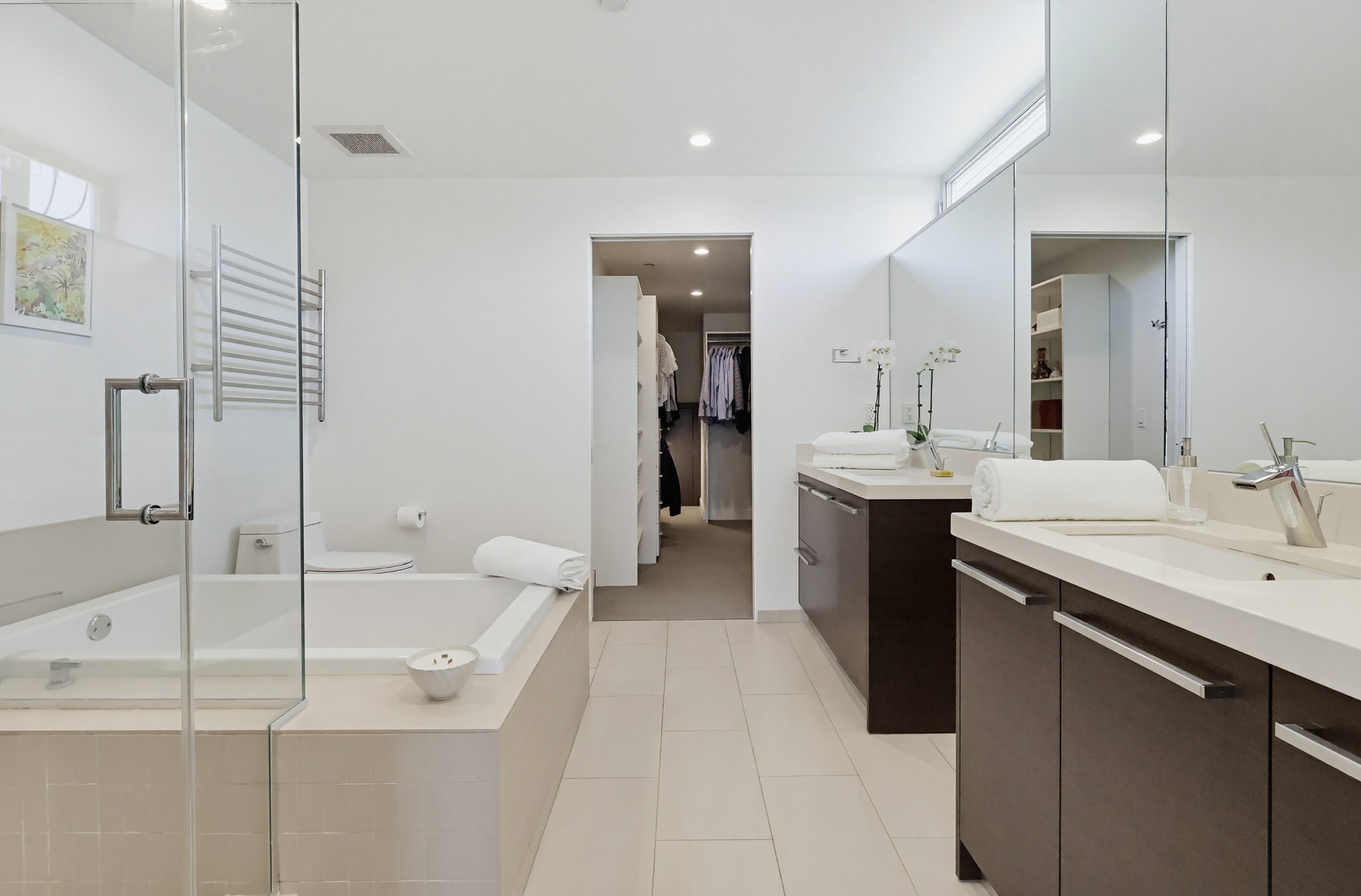 Virtual tour photo 27 of 54 for 855 Croft Ave #302
