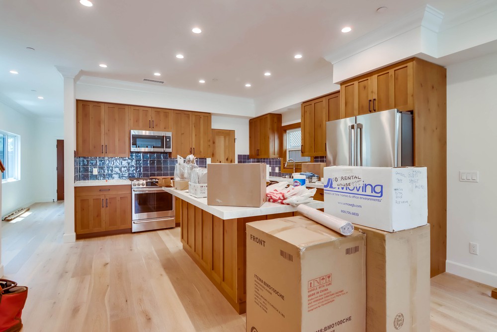 Virtual tour photo 10 of 26 for 856 Beryl St